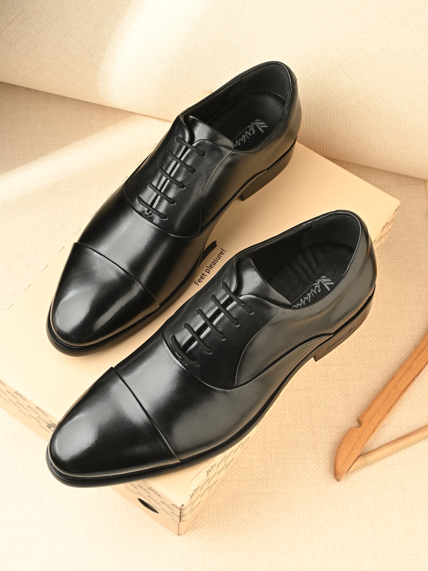 Levancho Premium Black Leather Formal Shoes for Men's